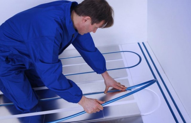 Монтаж водяного теплого пола